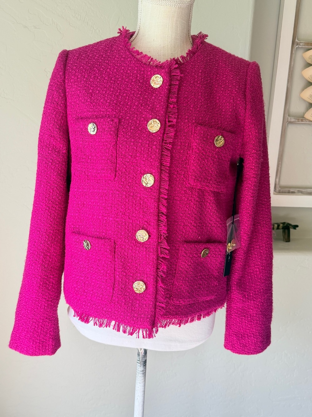 Tahari Women's Tweed Pink Bouclé Fringed Button Jacket Size S NWT